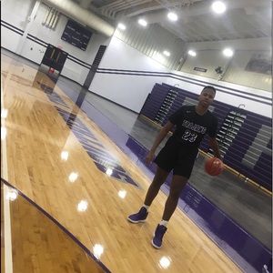 Meet your Posher, Tobias